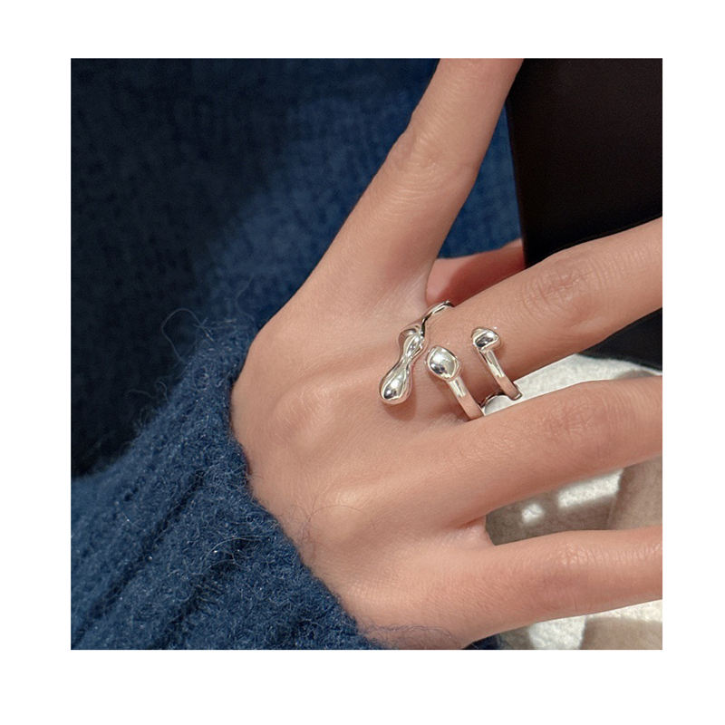The Muse Ring