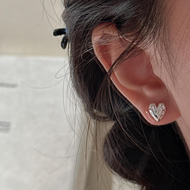 The Soft heart Earrings